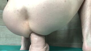 Amazing anal play: milking with huge dildo to handsfree cumshot and pissgasm