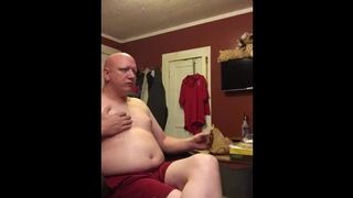 Piggy eats sweets at night for Link