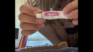 I tried masturbating by applying female hormones to my dildo and anal!