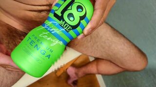 [Amateur Japanese] Masturbation violently using adult toys. Massive ejaculation.