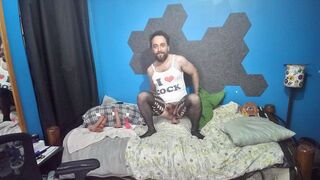 Como siempre de exhibida para los machos