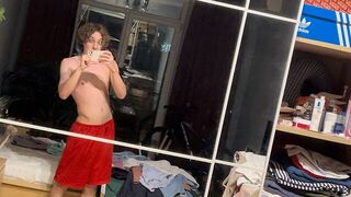 Me casually playing with myself !