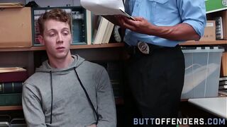 Barebacked amateur jizzed
