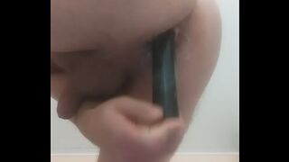VID 430 I masturbate, drink my cum and piss and penetrate my ass with a toy (14min)