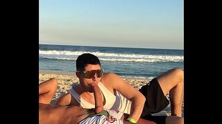 FUCK ON THE BEACH WITH THE BIG-DICKED VENDOR - linktr.ee/marretaxx