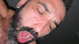 The DP gave him so much pleasure that he made him cum while rolling his eyes (COMPLETE ON RED)