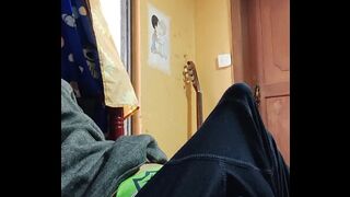Interesting cumshot from a rich and hard cock