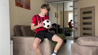 College Boy with Monster Cock looking for a Football Coach / Sexy / Horny / Hot / Cumshot /