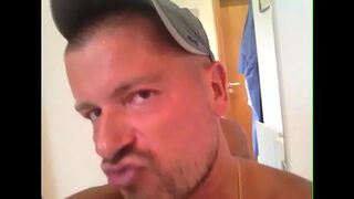 PIGGY CUM EATING