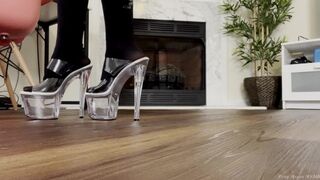 Sexy ASMR Walking In Stripper High Heels