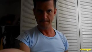 Hunk Jeff Drizzle Got His Cock Throbbing During Foot Play