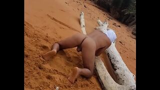 Ladysilva naked on the beach wanting a man to fuck
