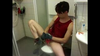 Boy - Piss & Jerk off