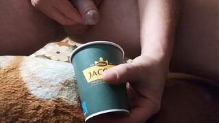 VID 176 Masturbation piss finger in the ass (5min)