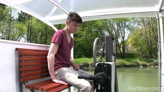 YOUNG CUTE BOY - OUTDOOR WEBCAM