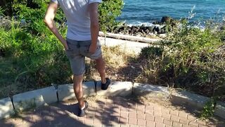 Daddy Twink Hunter Finds A 19yo Boy At The Sea Park And Fucks Him Bareback In A Hotel Room