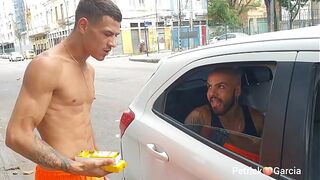 The gifted paçoca seller (Augusto Phellipe official)