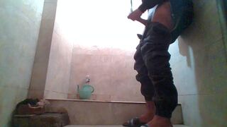 Behind the scene ass showing pakistani