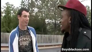 Black Muscular Gay Man Fuck WHite Boy Hard 04