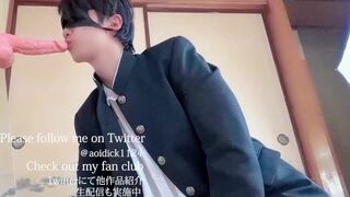 Yankee high school student gives a blowjob while being puzzled by his friend's fully erect cock for