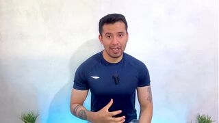 Straight Cuban man with a 10-inch cock lets a foot masseuse give him oral sex until he cums in her mouth! Sex story