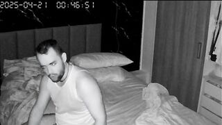 Hidden camera shows guys giving blowjobs in the dorm, a very naughty half nine.