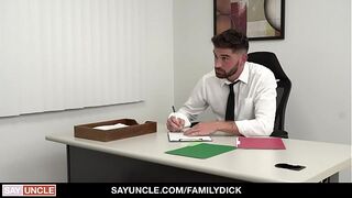 FamilyDick - StepDad Ramming Bothersome Stepson