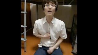 Twink glasses boys nipple masturbation! Playing with nipples is full bokki! 037