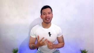 Fucking with the bisexual jackal butcher with a 21cm thick cock! Sex story