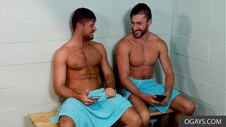 Young studs happen to have a threesome