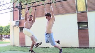 GAYWIRE - Beefcake Studs Niko & Tony Breeding On Bareback
