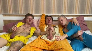Group - twinks at a pajama party juicily fucked each other to the balls - 616