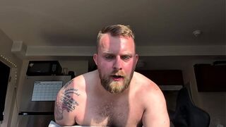 SWEATY Straight Guy POUNDING (BOTTOMPOV)