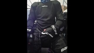 Hockey Jock fucks fleshlight - FULL VIDEO