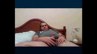 argentinian bear wanking--More Vids on xxgaycams.com