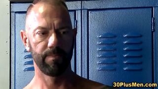 Facialized muscle bear