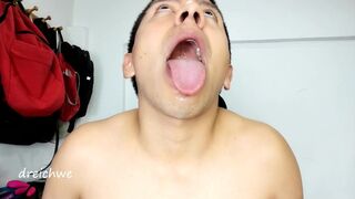 Caliente lengua y saliva