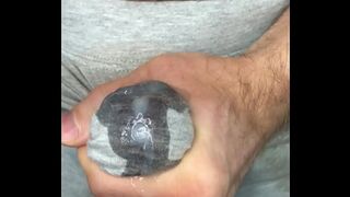 CUM IN LEGGINGS! I masturbate my dick and sperm seeps through gray leggings! Close-up