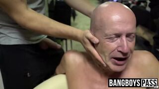 Old man gets his mouth filled with cock while getting a BJ