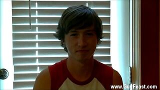 Amazing twinks I wonder what the man could taste that