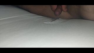 I fuck myself with the mattress thinking about my pussy and a beautiful ass