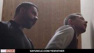 Confession: Benjamin Blue Deep Throats the Priest