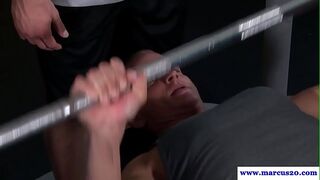 Ripped gym stud cocksucked while working out