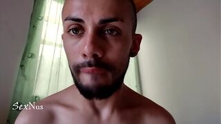 big lips fetish