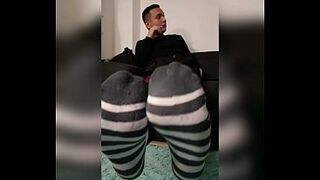 Tomas FEET