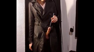 The thief and his weapon!