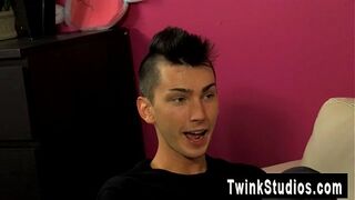Gay video Colby London has a man-meat fetish and he's not afraid to