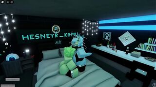 Roblox furry friend sniffing my ass...( SNO / MX RLN )