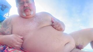 Shoots biggest hands free load on a fat white guy during daytona bike week