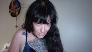 JOI: Countdown. Shake as I tell you, you know. Spanish.